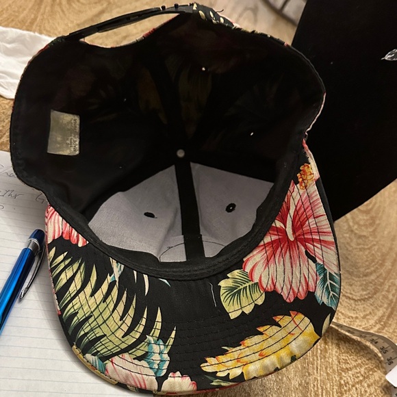 Floral Black Women's Hat - Picture 2 of 9